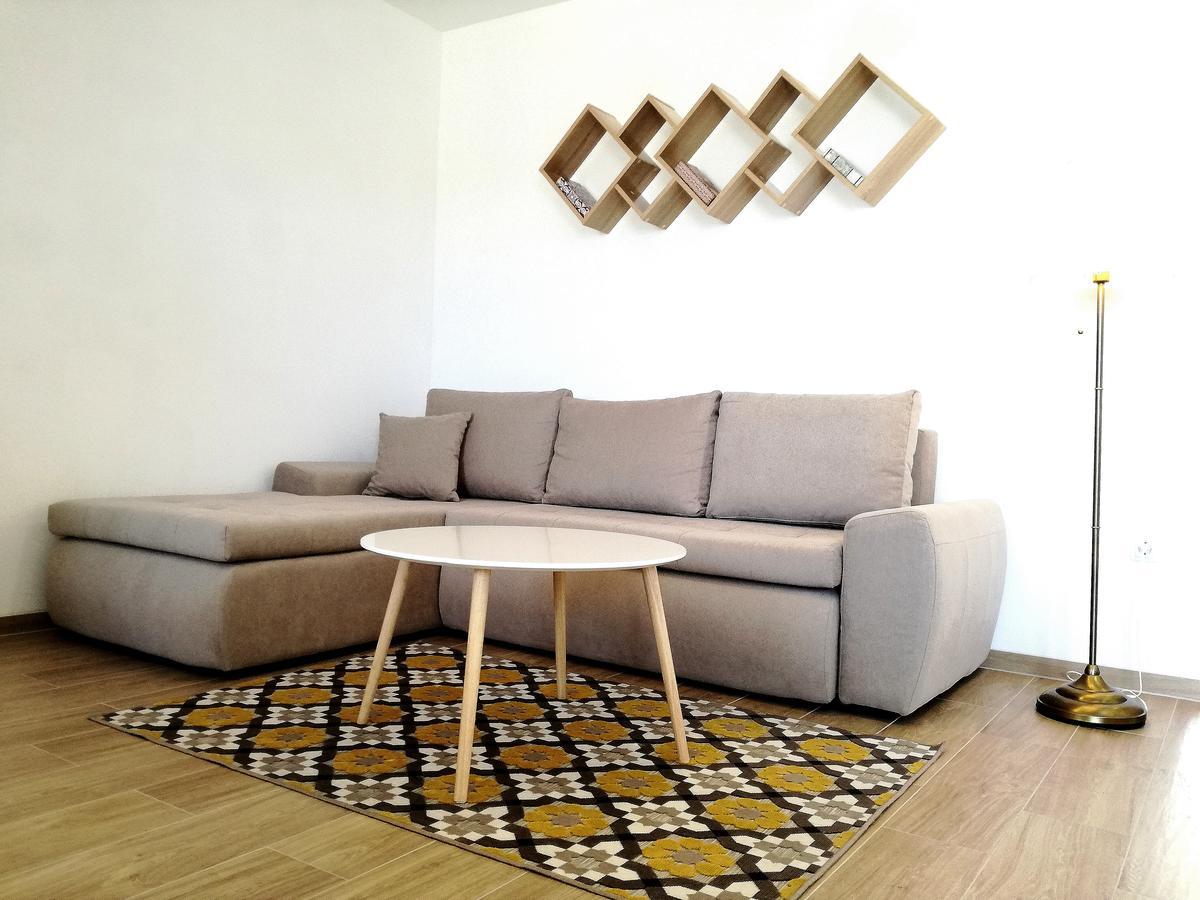 Maiv Residence - Family & Designer Suites Rogoznica  Exterior foto