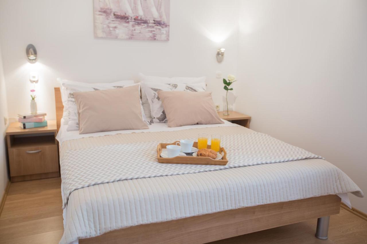Maiv Residence - Family & Designer Suites Rogoznica  Zimmer foto