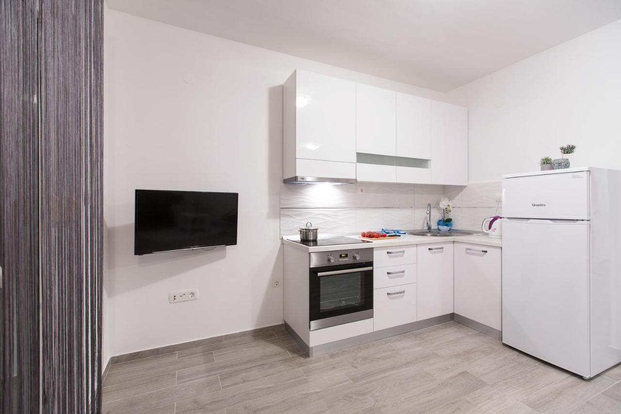 Maiv Residence - Family & Designer Suites Rogoznica  Zimmer foto